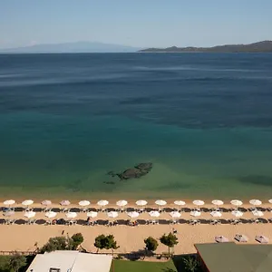 Ξενοδοχείο με διαμερίσματα Komitsa Luxury, Νέα Ρόδα